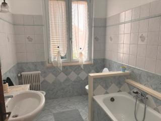 Tuscany Retreat - Free Parking, Wifi & EV Charge - 3