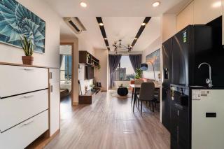 Mansion Condo at Rivergate Residence - 5