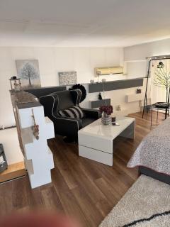 Cozy Urban - 9