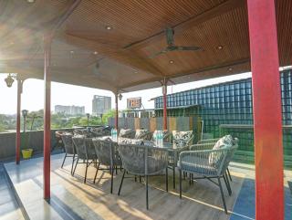 Hotel Le Grand Restaurant & Rooftop - Walk-in from RK Ashram Metro Station - 9