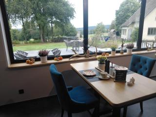 DER Hirsch Hotel - 0