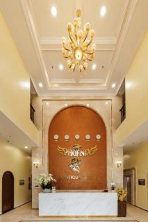 Phoenix Boutique Hotel - 8