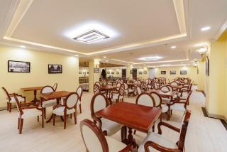 Phoenix Boutique Hotel - 4
