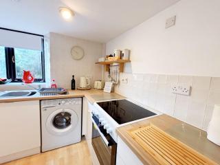 1 Torwood Gables - 2