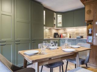 Le Cristal MT10 - Central Apartment - Close to ski lift - FreeParking & Pool - 8