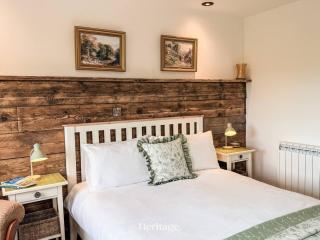 The Bothy Romantic Countryside Retreat for Two - 8