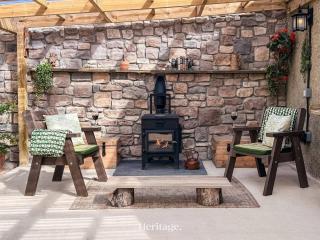 The Bothy Romantic Countryside Retreat for Two - 3