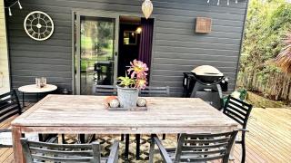 Coastal Tones - Designer Beach house - Pets Welcome - Huge Yard - Walk to Beach - 9