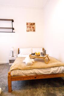 Stylish Sunderland Home - Sleeps 14 - 9