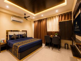 Hotel Crown Continental - 1 Minute From Gaffar Market Karol Bagh New Delhi - 7