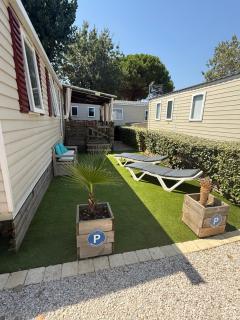 La Carabasse 4 étoiles Mobilhome 6 personnes, 3 chambres tout confort - 9