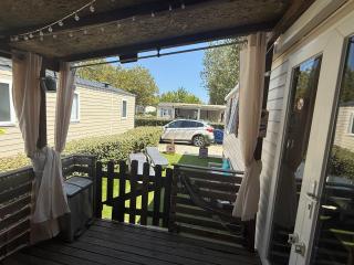 La Carabasse 4 étoiles Mobilhome 6 personnes, 3 chambres tout confort - 8