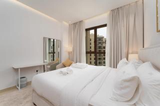 Chic 1BR Apartment near Madinat Jumeirah BurjAlArab - 0