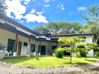 Stunning beach home with pool, gym & tennis - 7