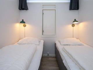 Apartment with terrace in a holiday park - 3