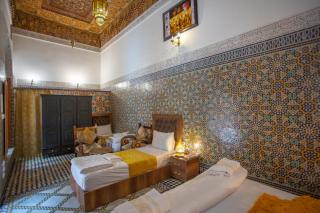 lLINE RIAD FES - 2