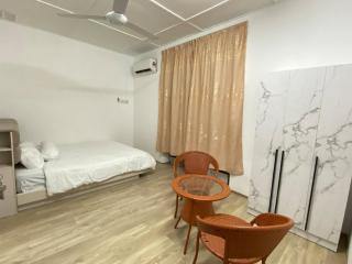Fully furnished corner-lot homestay! - 1