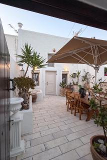 Villa LuxL - 1