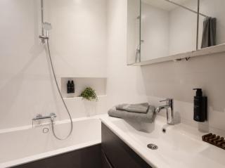 Quiet Ķīpsala Apartments - FREE PARKING & BICYCLES - 4