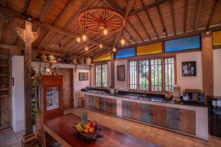 Ayu Dira Heritage House - 7