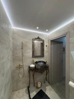 MARIAS aPPARTMENT - 7