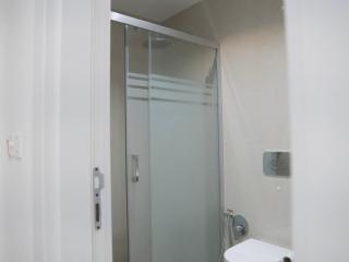 Modern 2 Bedroom in Arasat, Karrada, New Building - 5