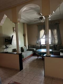Un appartement 2piece spacieux face a Souk el had - 0