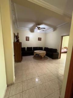 Un appartement 2piece spacieux face a Souk el had - 6