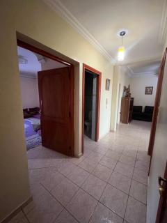 Un appartement 2piece spacieux face a Souk el had - 3