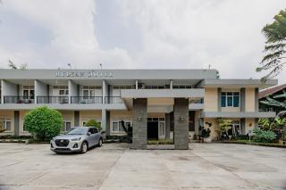 RedDoorz at Rudian Hotel by Oasis Cisarua - 6
