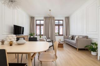 Flavia Suite - 2BR for 7 in the Old Town - 3