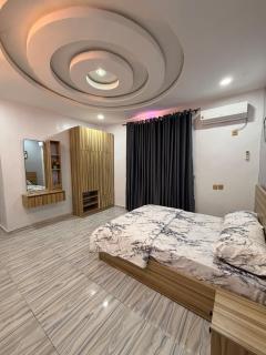 Little Haven, Fate-Ilorin - 6