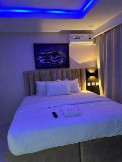 NO 95 Suites LEKKI PHASE 1 - Ilado - 0