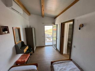 Estia Rooms - 1