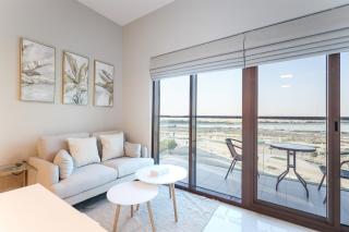 Cozy 2Br Getaway Minutes From Expo City, Dubai - 9