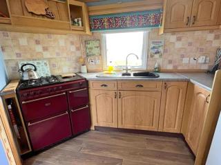 Cozy Carrowmenagh Cabin Retreat - 4