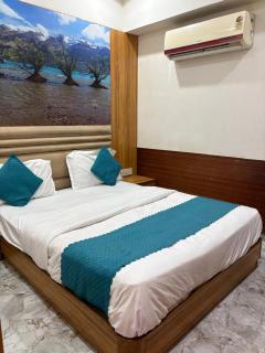 Hotel Sai Villa - 4