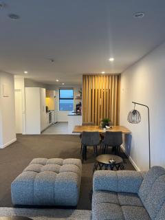The Elements - Boutique City Escape - You will love, Max 6 Guest - 6