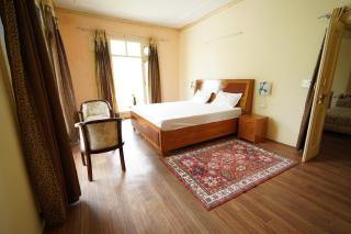 Sukhangel luxury villa individual rooms with Pool - 4