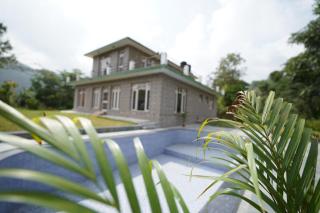 Sukhangel luxury villa individual rooms with Pool - 2