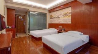 U HOTELS - 7