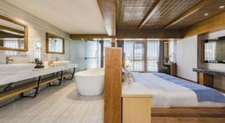 U HOTELS - 2