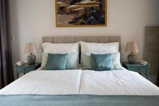 Craftsapartment -free parking, king size beds, Netflix and Nintendo - 2