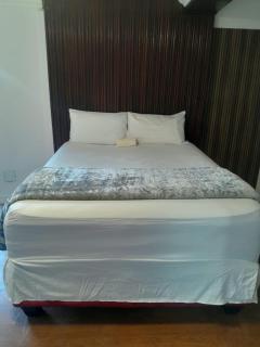 Hide Out Guest House - 6