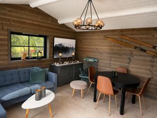 Modern Cozy Cabin Near Langsua National Park - 8