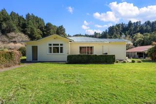 Kauri Cottage at Marble Hills - Marahau Holiday Home - 7
