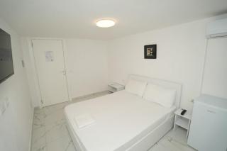 Enles Hotel - 1