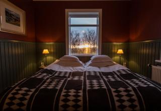 EfraNes Farm - 4BR House with Hot Tub - Sleeps 8 - 7