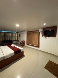 Royal residency - 4
