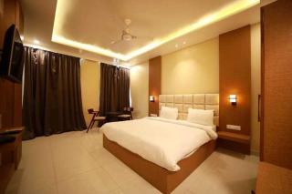 Hotel Neerja Inn - 3